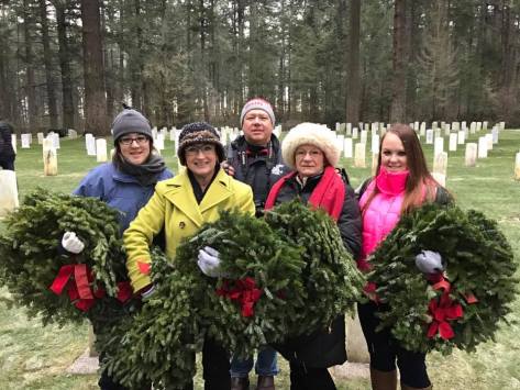 waa-group-wreaths